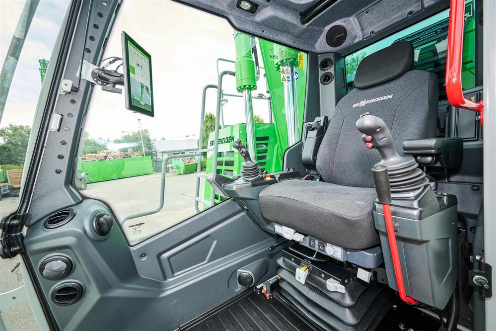 Sennebogen 830G